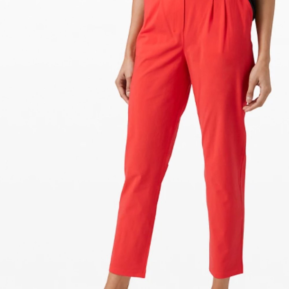 Lululemon true trouser hr pant. Tags on